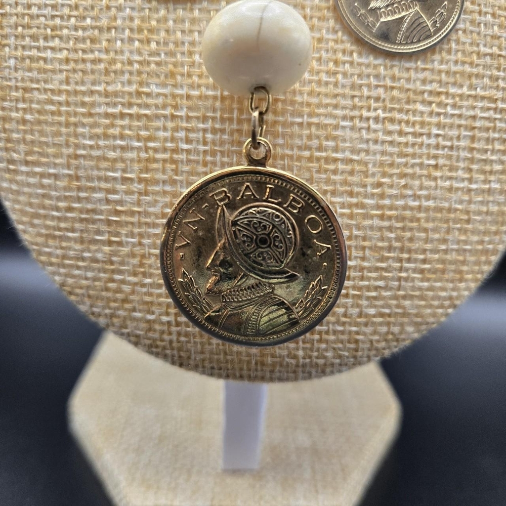 Gold Tone Coin Necklace